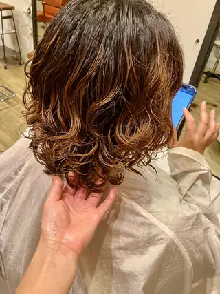 ミディアム パーマ 清水 美香のヘアスタイル