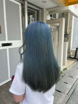 ロング カラー miloc那覇 MIKUのヘアスタイル