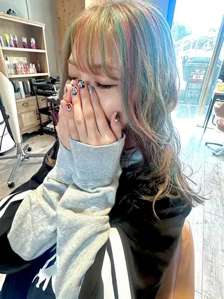 カラー 派手カワ🌈💖 イノウエアヤカのヘアスタイル