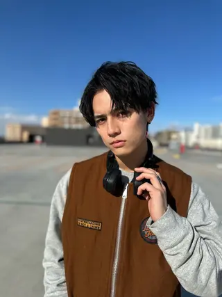 メンズ フェザーパーマ 安藝颯/メンズカットのヘアスタイル