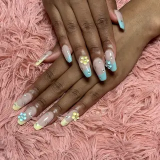 ネイル NAIL Alaia ☆AIのネイルデザイン