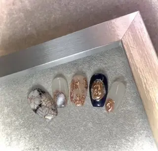 ネイル 二見 晴香のネイルデザイン