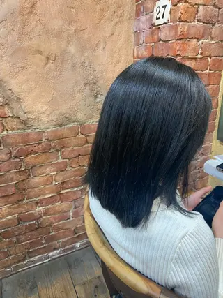 カラー Soma .のヘアスタイル