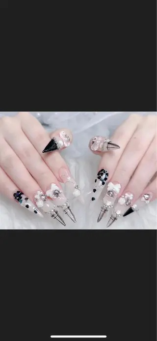 ネイル SARAH ネイルサロン所属・SARAH ネイルサロンのネイルデザイン