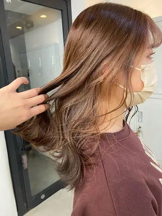 セミロング カラー パーマ ヘアアレンジ メンズ キッズ ネイル マツエク・マツパ 暖色系/透明感 治野心のヘアスタイル