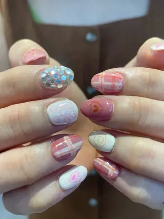 ネイル 🎀ボブ＋ハイトーン シュカ👶🏻のヘアスタイル