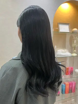 ロング カラー runa .のヘアスタイル