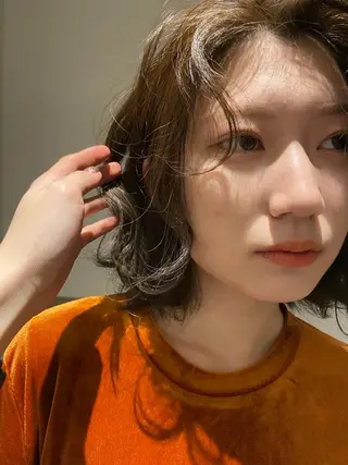 カラー Mori Aimiのヘアスタイル