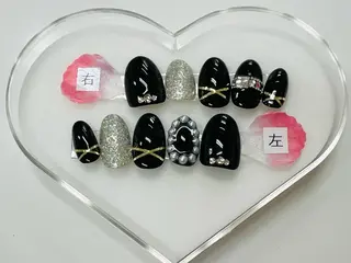 ネイル ユリシスネイル 担当近藤のネイルデザイン