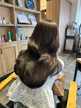 ロング カラー ヘアアレンジ 中韓style 💄🤍愛子🇨🇳のヘアスタイル
