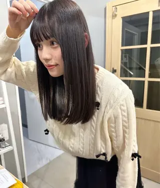 セミロング カラー 🌬️attrait 髪質改善/個室サロンのヘアスタイル