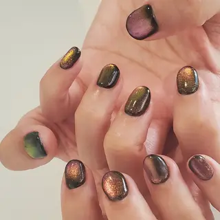 ネイル MOM  原宿店所属・MoM マムネイル原宿のネイルデザイン