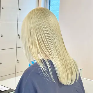 ロング カラー GRAZIE due所属・波巻き・ツイスパ /篠谷祐輝のヘアスタイル