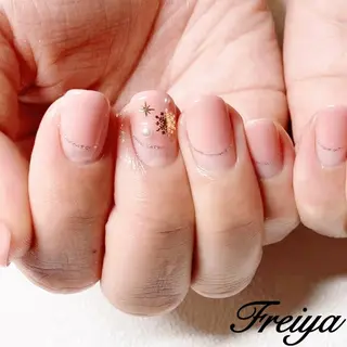 ネイル FREIYA所属・FREIYA マツエク、ネイルの眉毛・アイブロウイメージ