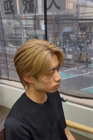 ショート カラー メンズ カルマ・ニュアンス パーマ　須田龍世のヘアスタイル