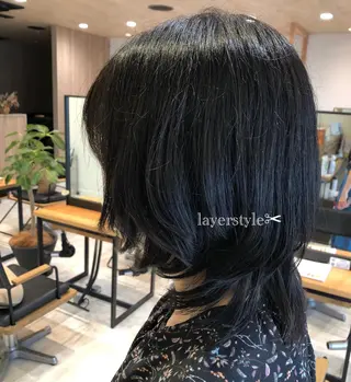 ミディアム うる艶レイヤーカット hinakoのヘアスタイル