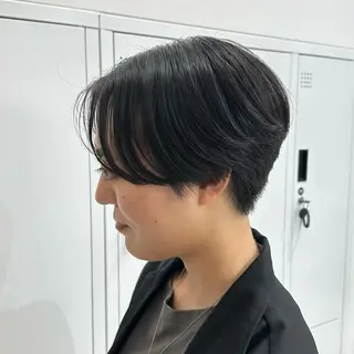 ショート 💎艶々ハイトーン MOE💍🤍のヘアスタイル