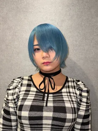 ショート カラー ハイトーン/レイヤー /ウルフ⭐️永田⭐️のヘアスタイル