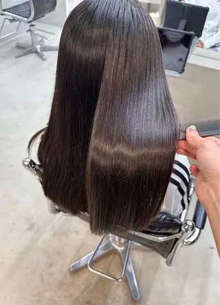 ロング 染谷 遥花のヘアスタイル