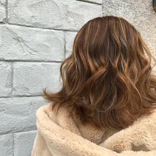 ミディアム カラー 🌐👽フクイ キララ🌎💎のヘアスタイル