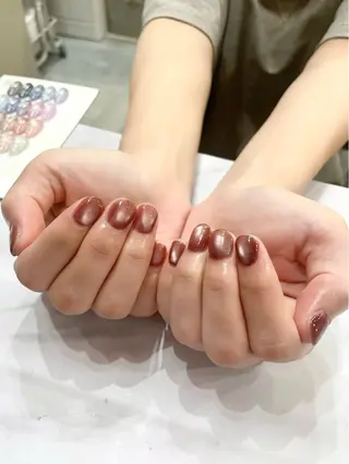 ネイル ネイルサロンエーナインイオンモール苗穂店所属・Fuse ioriのネイルデザイン