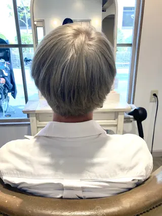カラー メンズ ナルセナツキ 👾ハイトーン👾のヘアスタイル