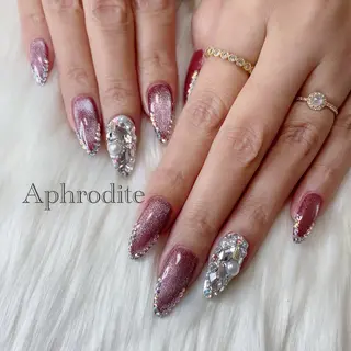 ネイル Aphrodite パラジェル認定サロンのネイルデザイン