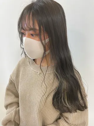 ロング カラー 顔まわりカット✄ ベージュカラー🧸のヘアスタイル