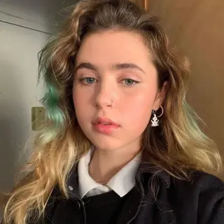 カラー minami🪷 暖色カラーのヘアスタイル