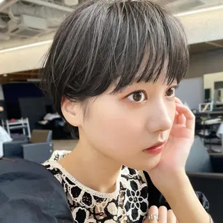ショート カラー パーマ レイヤー/ショート透 明感カラー/西田祐賀のヘアスタイル
