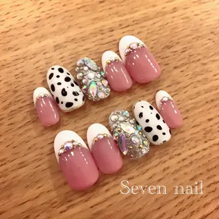 ネイル 名倉 なな子のネイルデザイン