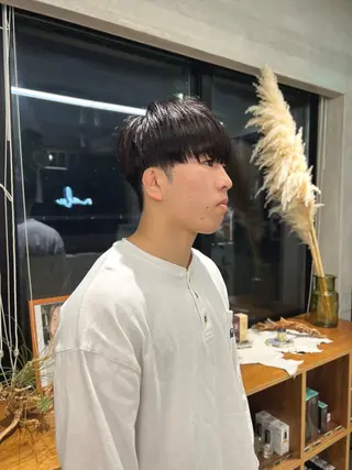 ショート メンズ ケアブリーチ/ ハイトーン/牧野のヘアスタイル