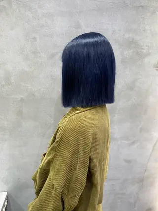 ショート カラー yoroケイ🪐 レイヤーカットのヘアスタイル