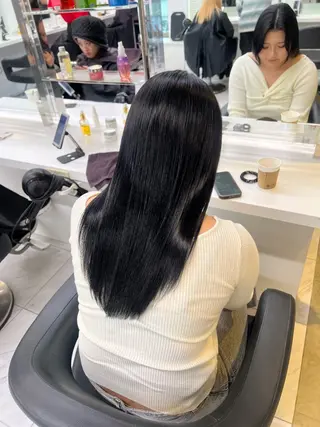 ミディアム カラー 韓国レイヤーカット /REIのヘアスタイル