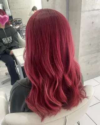 ロング カラー 🍭ハイトーン/ レイヤーカット🦄のヘアスタイル