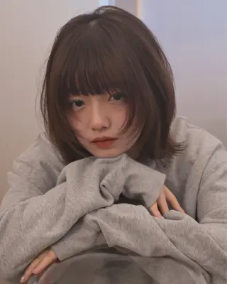 カラー aya / カットカラーのヘアスタイル