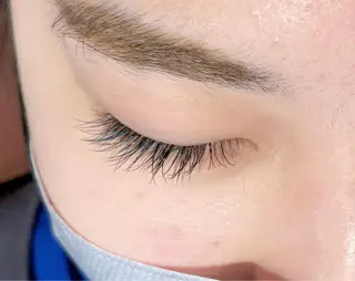 マツエク・マツパ 艶カラー🩵中久保 舞優🩵のヘアスタイル