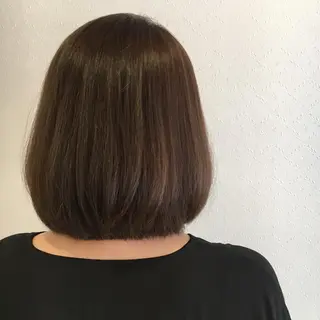 ミディアム カラー 宮内 真乃のヘアスタイル