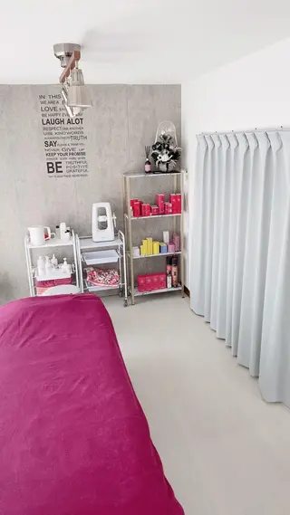 Chalon所属・REVI取扱・肌悩み 毛穴Chalonのエステ・リラクイメージ