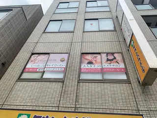 脱毛×アイラッシュCeriseLaLa所属・まつげ&アイブロウ スリーズララ🍒のマツエク・マツパデザイン