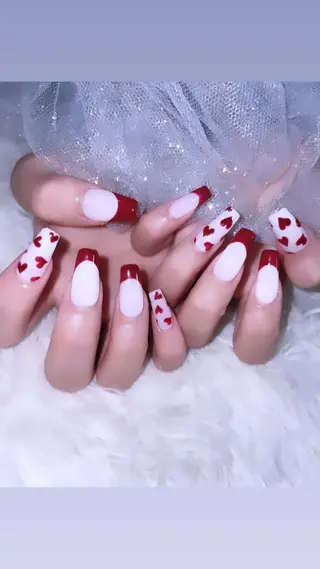 ネイル 高草木 桃香のネイルデザイン