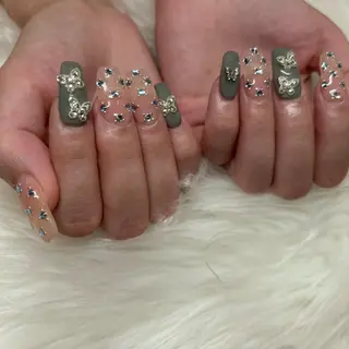 ネイル UnFLAIR KASUMIのネイルデザイン