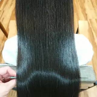 セミロング crea   芦田 武栄のヘアスタイル