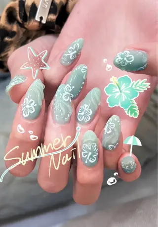 ネイル meRK 🦋愛海のマツエク・マツパデザイン
