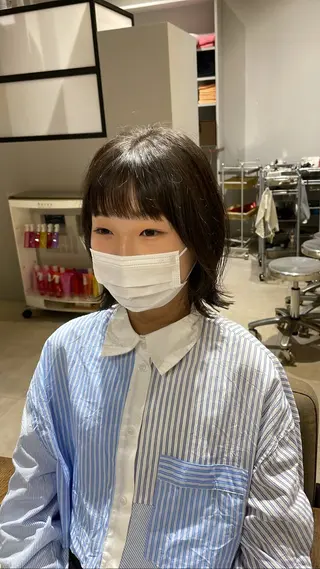 ショート エマ ピボット 中川店所属・富原崇太/切りっぱな しボブ/透明感カラーのヘアスタイル