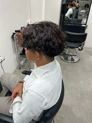パーマ メンズ fifth神宮前 HIN★T★のヘアスタイル