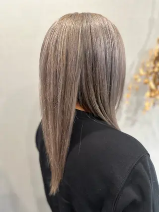 ロング カラー K Harukaのヘアスタイル