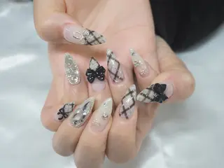 ネイル 中江 彩芽のネイルデザイン