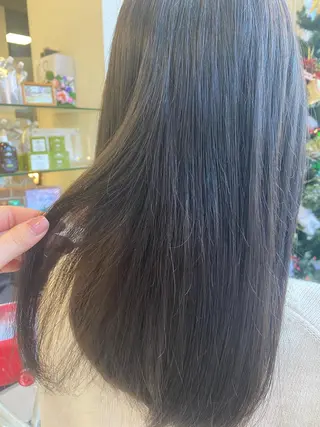 セミロング 🩰 艶髪美髪 shiori🫧のヘアスタイル