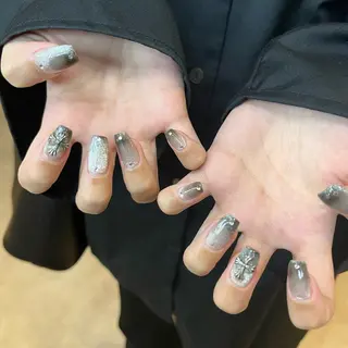 ネイル 🐯 ミヅキ🐯のネイルデザイン